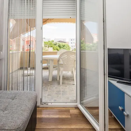 Apartman Galic 1 By Interhome Vir