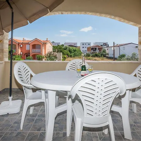 Galic 1 By Interhome * Vir