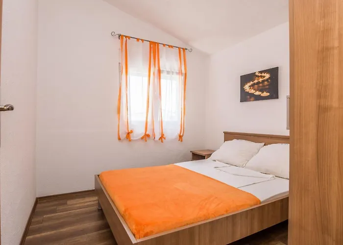 Galic 1 By Interhome Vir