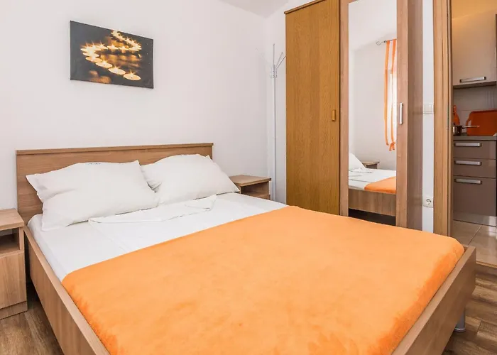 Apartman Galic 1 By Interhome Vir